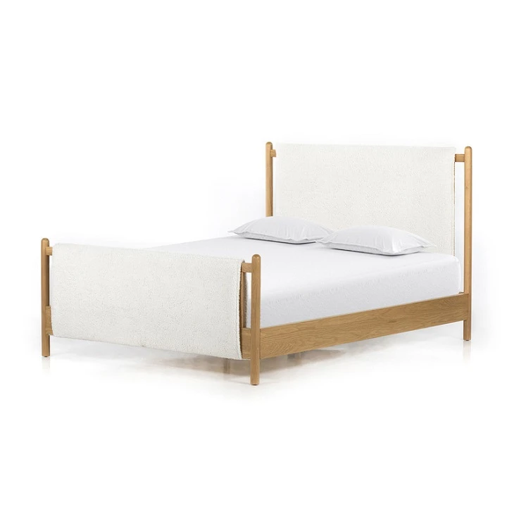 Upholstered Bed With Chic Design Upholstered Bed With Chic Design